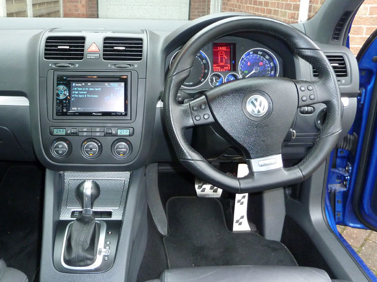 Pioneer AVH-2400BT Golf Install