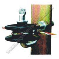KB15 Corner Bolt-On Insulator